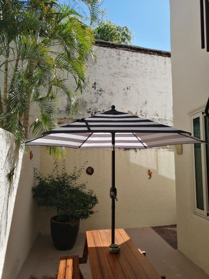 Casa Dahlia 2 Bed and Breakfast Mazatlán Exterior foto